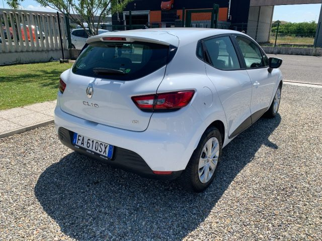 RENAULT Clio usata, con Autoradio