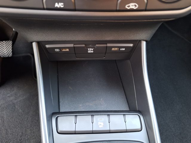 HYUNDAI i20 usata, con Specchietti laterali elettrici