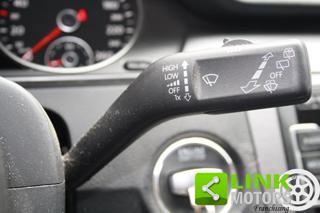 VOLKSWAGEN Passat usata, con Apple CarPlay