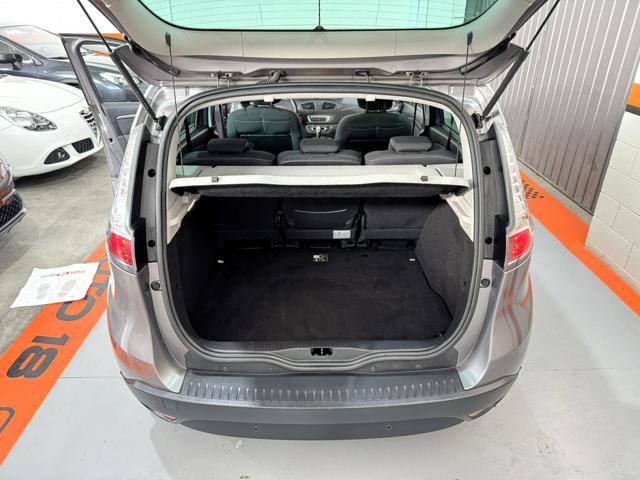 RENAULT Scenic usata, con Cerchi in lega