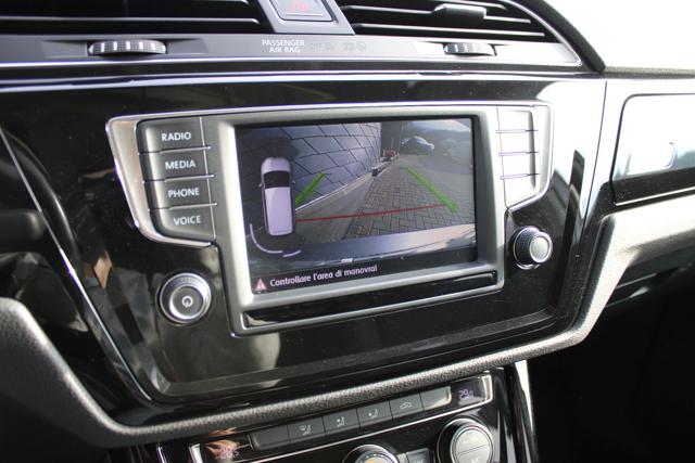 VOLKSWAGEN Touran usata, con Fendinebbia