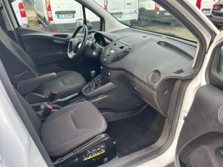 FORD Transit Courier usata, con ESP