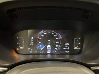 VOLVO XC60 usata, con Controllo automatico clima