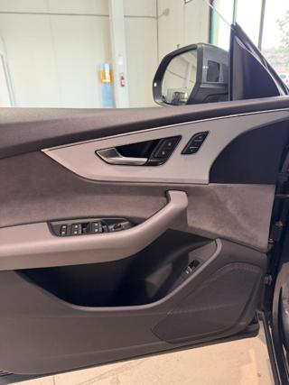 AUDI Q8 usata, con Sospensioni pneumatiche