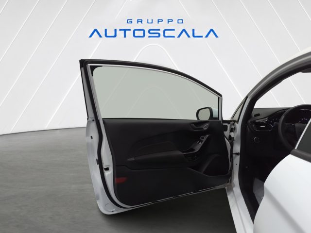 FORD Fiesta usata, con Cruise Control