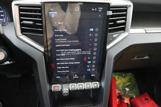 VOLKSWAGEN Amarok usata, con Airbag