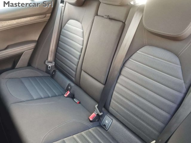 ALFA ROMEO Stelvio usata, con Park Distance Control