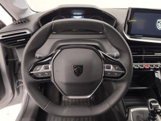 PEUGEOT 208 usata, con Sedile posteriore sdoppiato