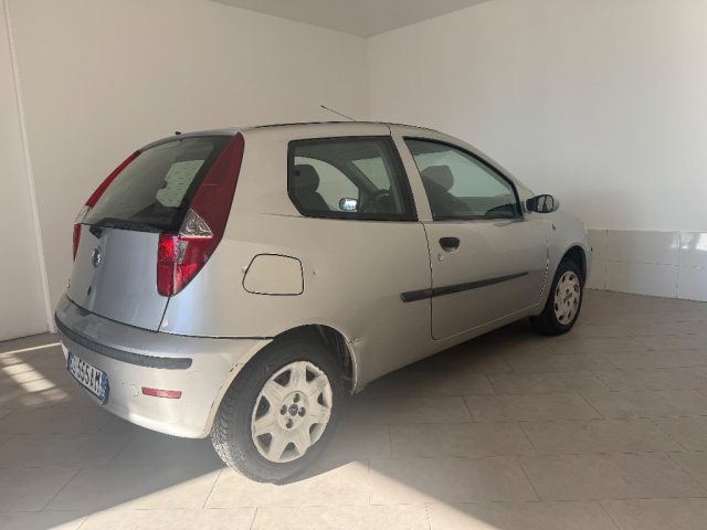 FIAT Punto usata 3