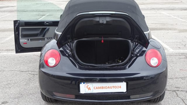 VOLKSWAGEN New Beetle usata 52