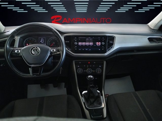 VOLKSWAGEN T-Roc usata 12