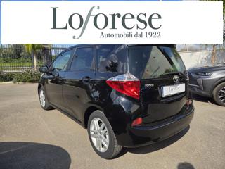 TOYOTA Verso-S usata, con USB