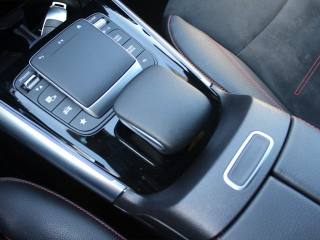 MERCEDES-BENZ B 180 usata, con Isofix