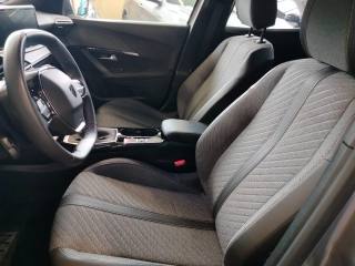 PEUGEOT 2008 usata, con Fari LED