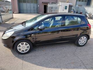OPEL Corsa usata, con Controllo automatico clima