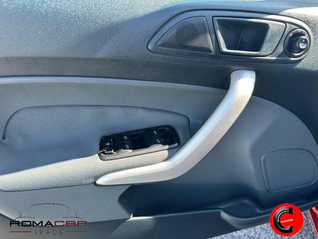 FORD Fiesta usata, con MP3