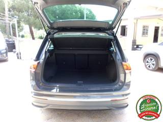 VOLKSWAGEN Tiguan usata, con Specchietti laterali elettrici