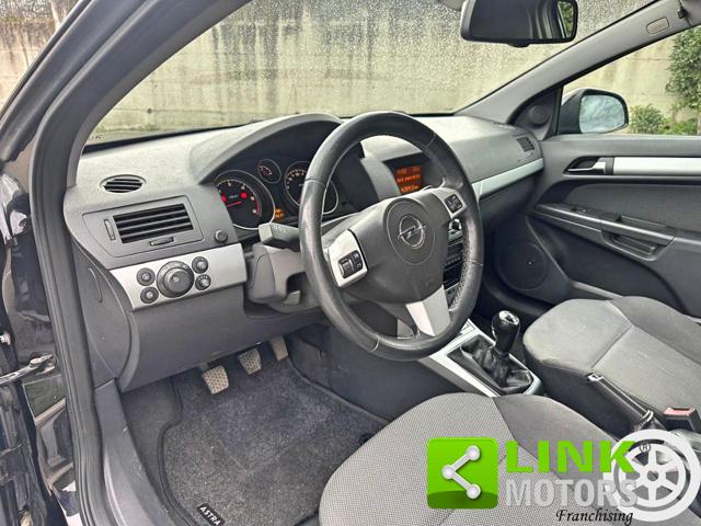 OPEL Astra usata, con Cruise Control