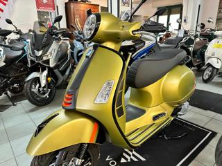 VESPA GTS 300 SuperSport usata 2