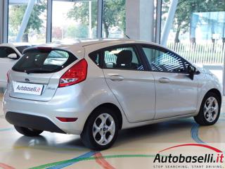 FORD Fiesta usata, con USB