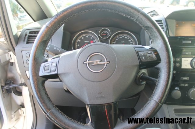 OPEL Zafira usata, con Fendinebbia