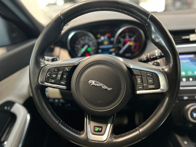 JAGUAR E-Pace usata, con Chiusura centralizzata