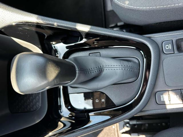 TOYOTA Yaris usata, con Park Distance Control