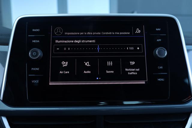 VOLKSWAGEN T-Roc usata, con Sensori di parcheggio posteriori