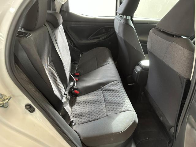 TOYOTA Yaris usata, con USB