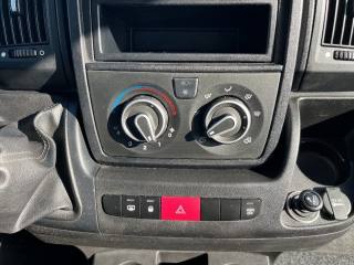 PEUGEOT Boxer usata 12