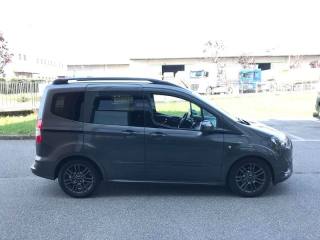 FORD Tourneo Courier usata, con Airbag Passeggero