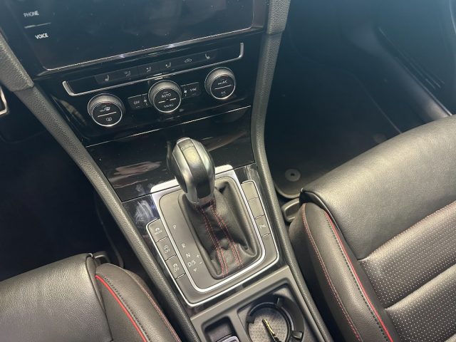 VOLKSWAGEN Golf GTI usata, con Sistema di navigazione