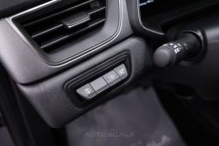 RENAULT Captur usata, con Volante in pelle