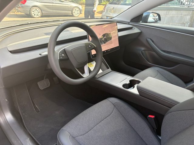 TESLA Model 3 usata, con Autoradio