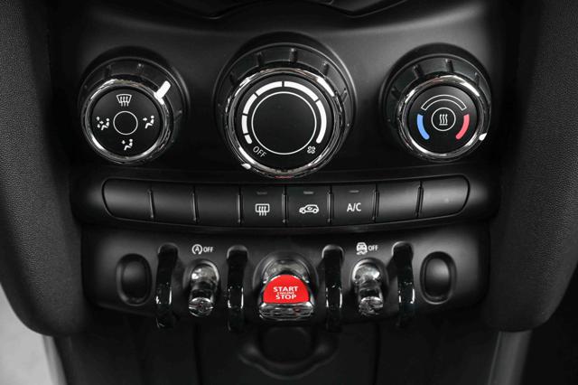 MINI One usata, con USB