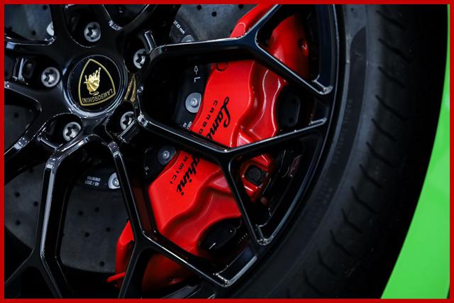 LAMBORGHINI Huracan usata 8