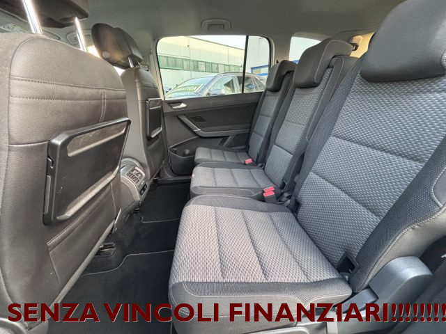 VOLKSWAGEN Touran usata, con Cruise Control