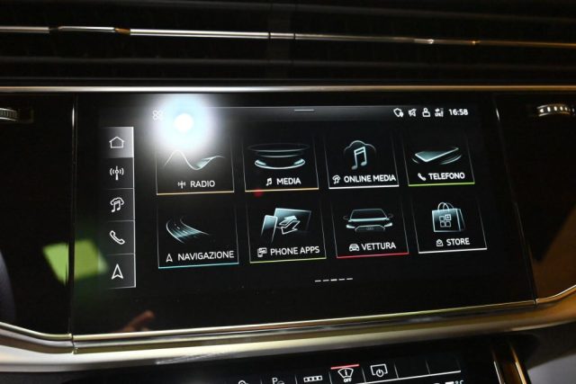 AUDI Q8 usata 50