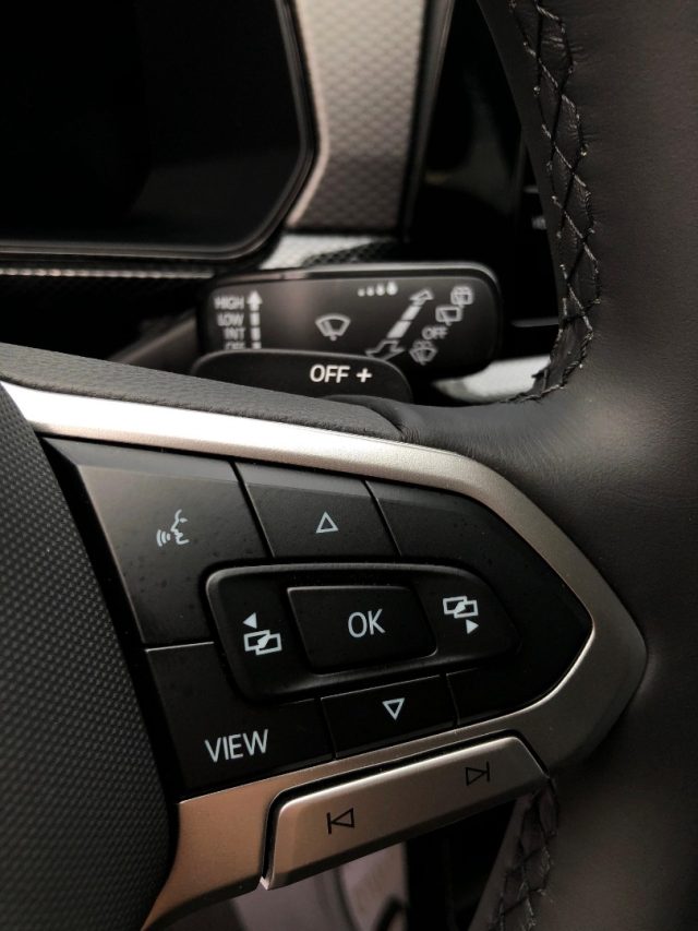 VOLKSWAGEN T-Cross usata, con Controllo elettronico della corsia