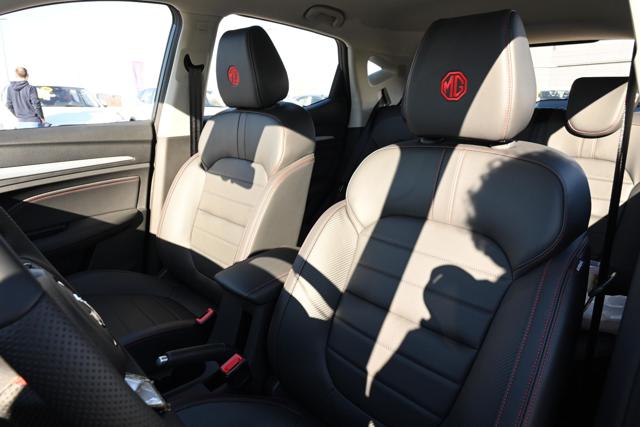 MG ZS usata, con Fendinebbia