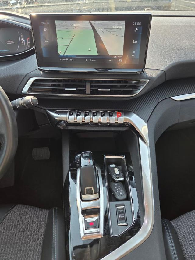 PEUGEOT 3008 usata, con Servosterzo