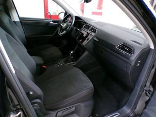 VOLKSWAGEN Tiguan usata, con Autoradio