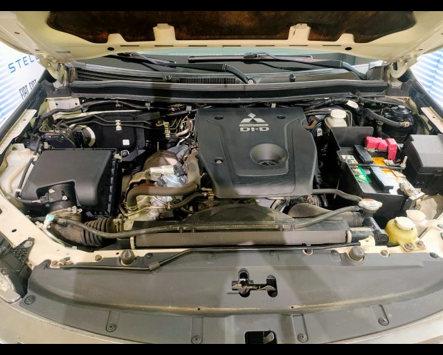 MITSUBISHI L200 usata 32