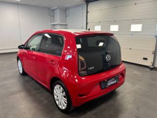 VOLKSWAGEN up! usata, con Autoradio