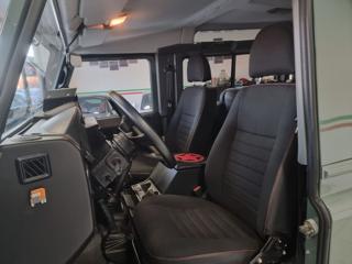 LAND ROVER Defender usata, con Trazione integrale