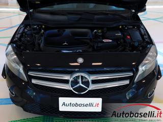 MERCEDES-BENZ A 180 usata, con Volante multifunzione