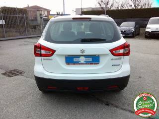 SUZUKI S-Cross usata, con Autoradio
