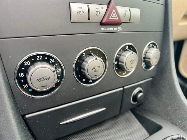 MERCEDES-BENZ SLK 200 usata, con ESP