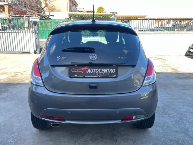 LANCIA Ypsilon usata, con Autoradio