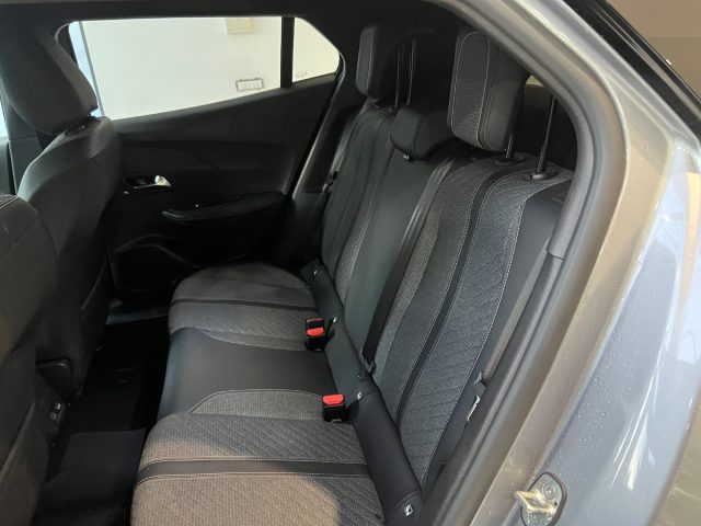 PEUGEOT 2008 usata, con Lettore CD